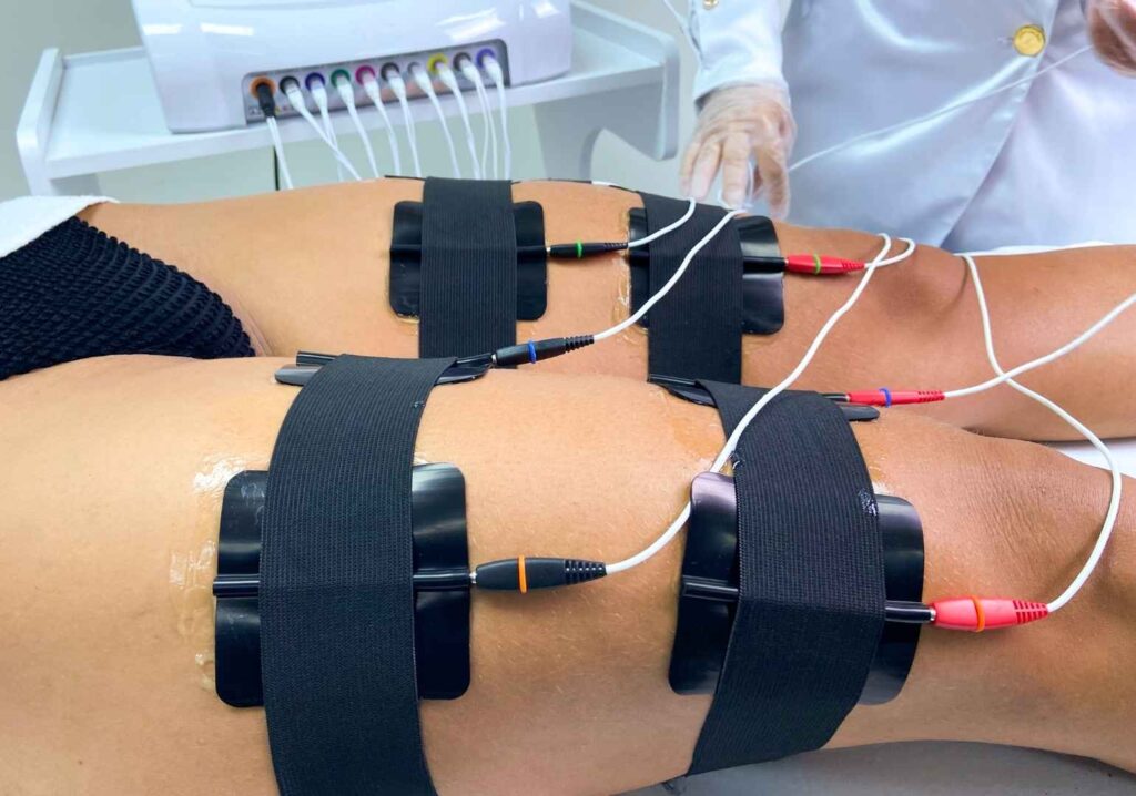 Eletroestimulação com 10 canais no tratamento de lipedema
