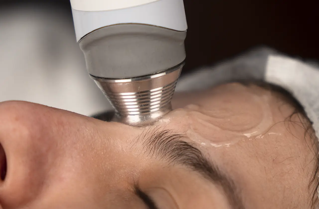 ultrassom-terapeutico-facial-ilift.webp